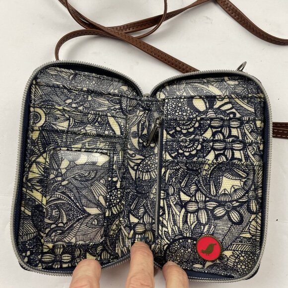 Sakroots Smartphone Wristlet Wallet Purse Crossbody Zip Around Card Slots - Picture 8 of 16